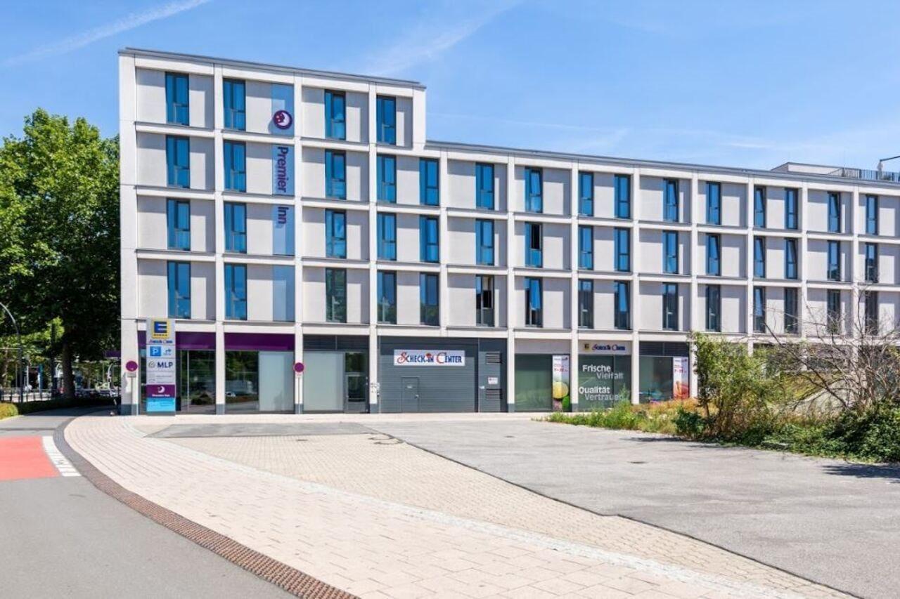 Holiday Inn Express Heidelberg City Centre Exterior photo